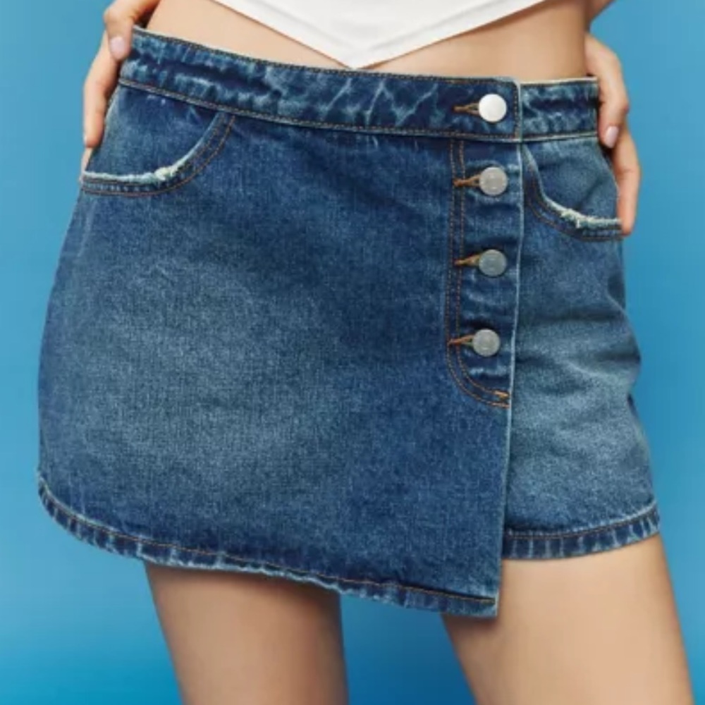 Urban Outfitters BDG Jean Skort!